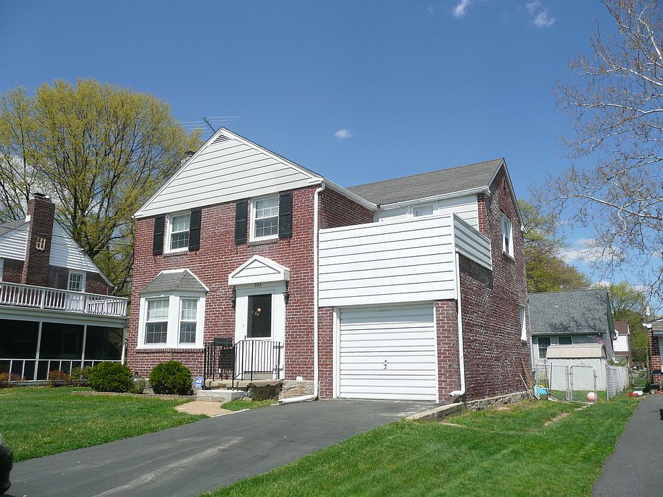 All brick Colonial