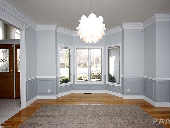 2nd image of 4904 N Waterford Pl
