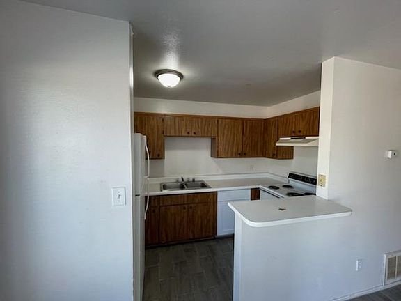 3rd image of 248 S Avenue B #118A