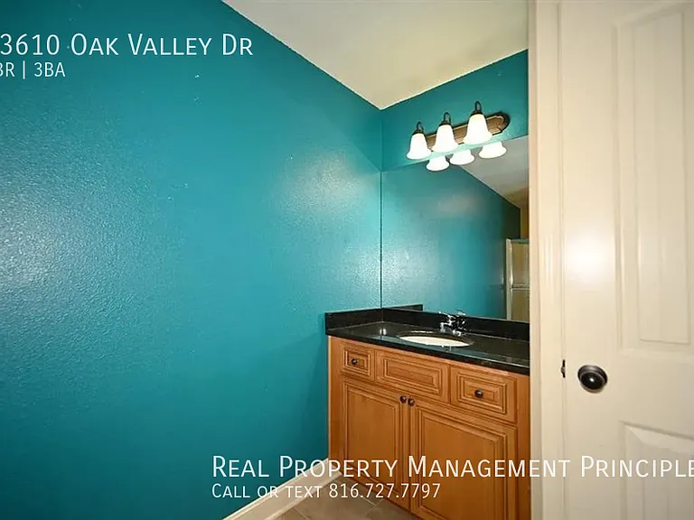 13610 Oak Valley Dr — Photo 8