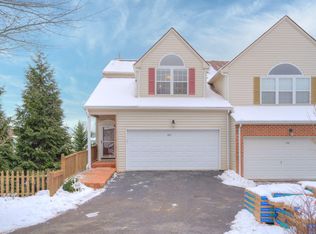 300 Gold Leaf Dr, Christiansburg, VA 24073