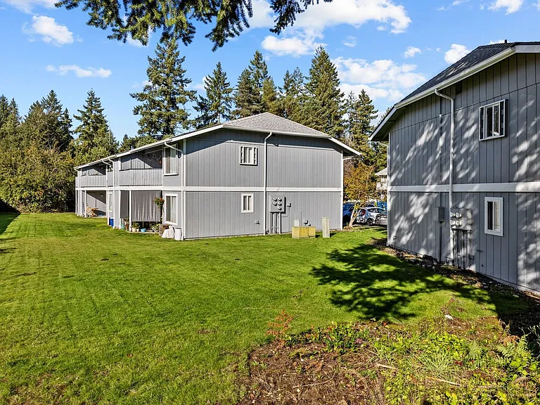 Evergreen Park Apartments in Olympia! — Photo 57