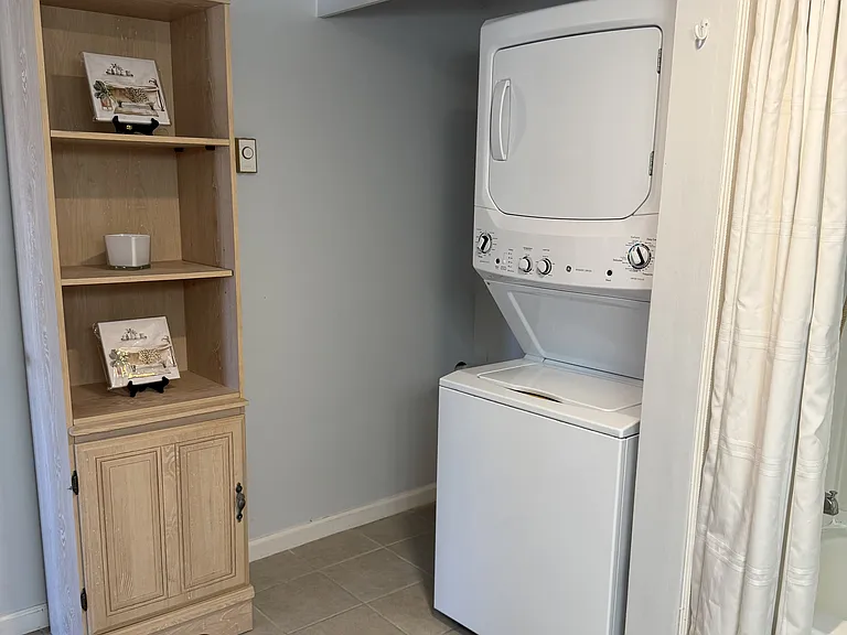 Bathroom (current)