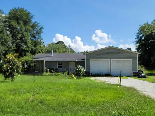 628 Barn Rd, Bonneau, SC 29431