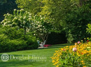 295 Ox Pasture Rd, Southampton, NY 11968