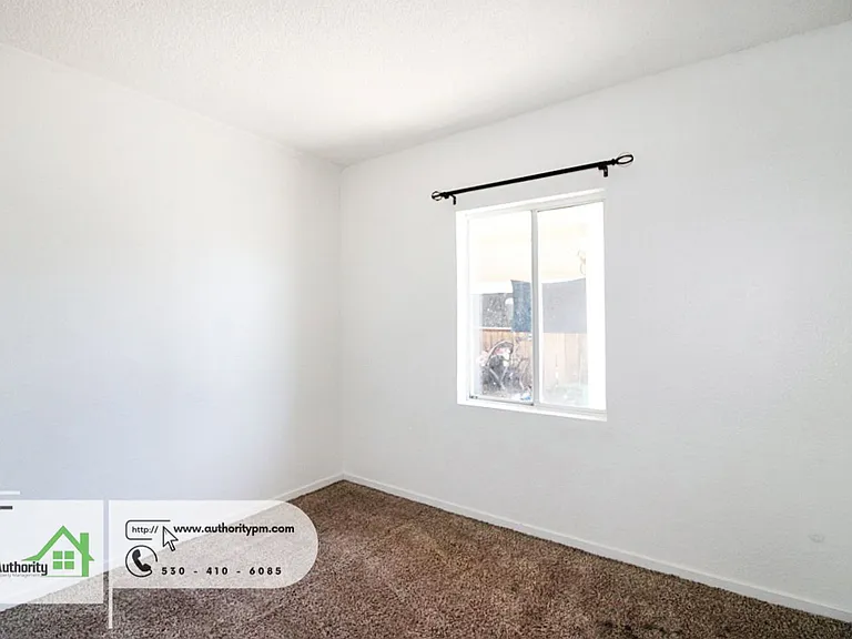5410 Happy Valley Rd #3 — Photo 16