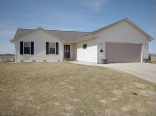 1151 Barbary Ln, Winneconne, WI 54986