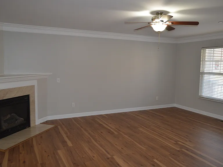 1401 Peppermint Ln — Photo 13
