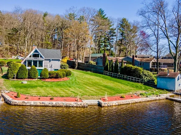 171 Sunset Dr, Charlton, MA 01507