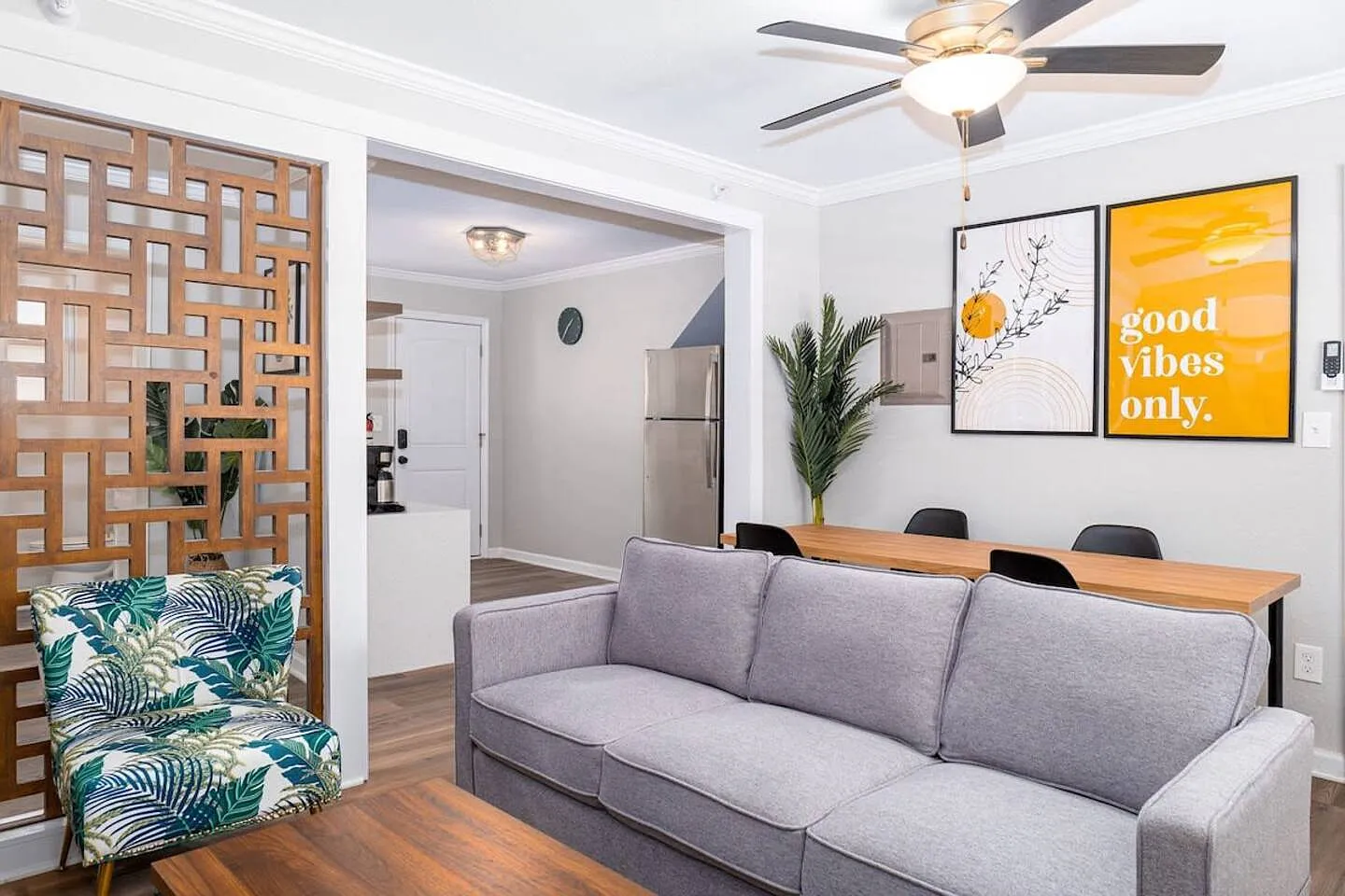 2 bed, 600 sqft, $2,800 — Photo 2