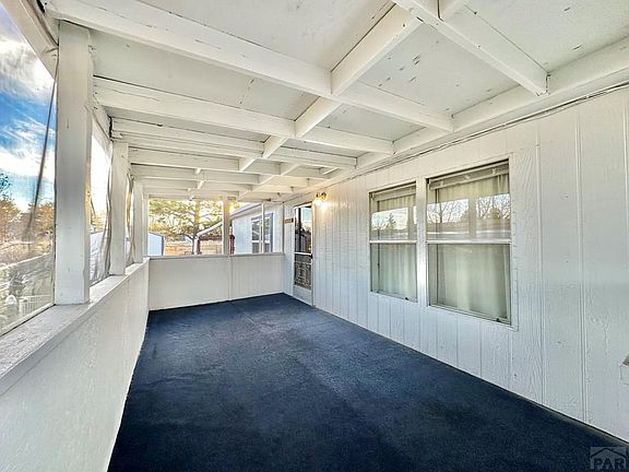 4th image of 2733 Applewood Dr