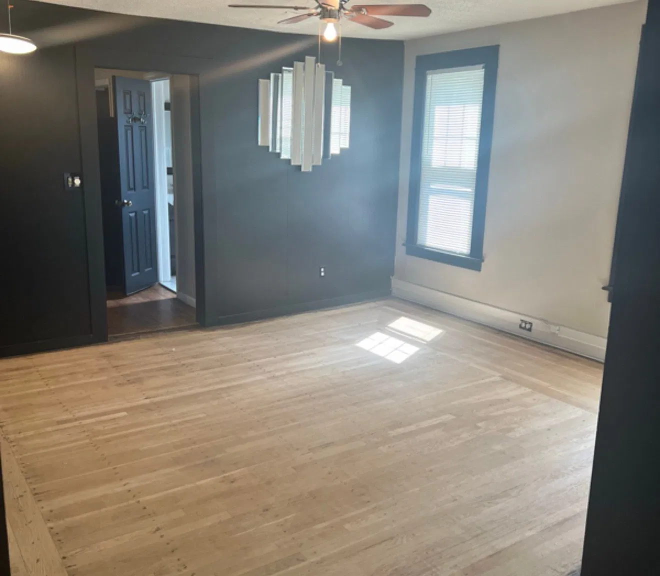 Beautiful 2 bedroom: move-in ready, off street parking, fenced in yard, washer/dryer in unit — Photo 1