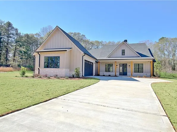 74 Gateway Dr, Luthersville, GA 30251