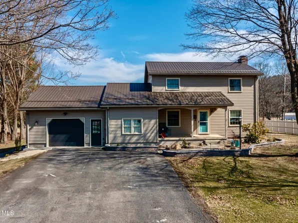 31 S Park Ln, Duncansville, PA 16635
