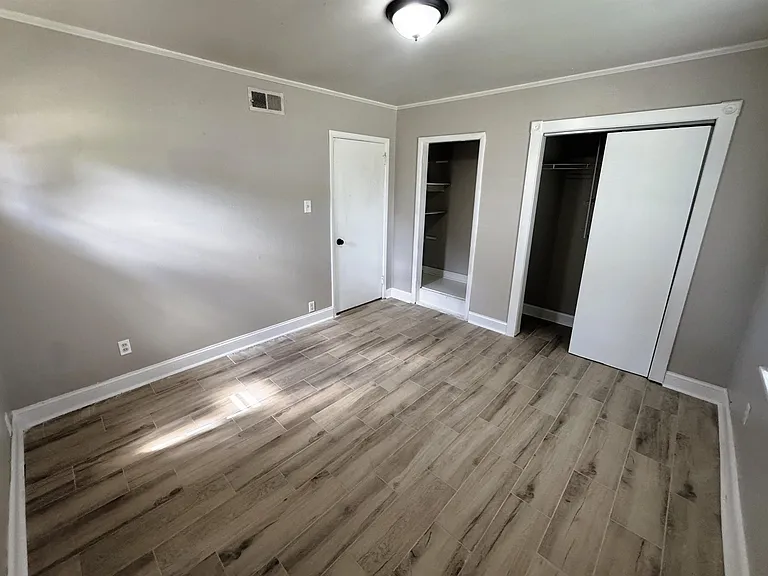 4669 Durbin Ave — Photo 11