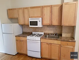 Rented by Bond New York