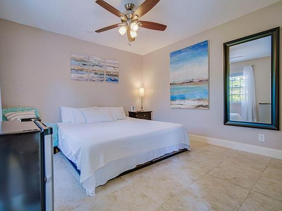 4th image of 500 35th St #2
