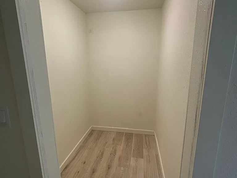 1339 10th Ave #11 — Photo 8