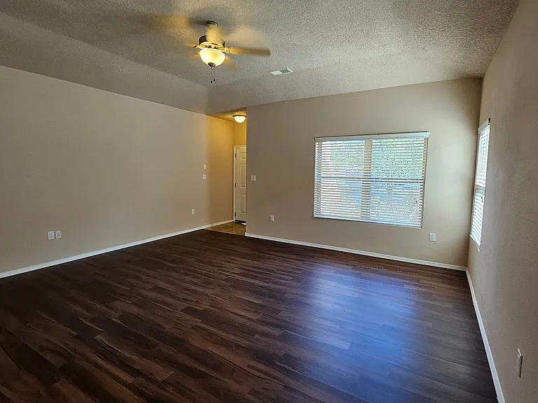 5659 Cold Creek Ave NW — Photo 9