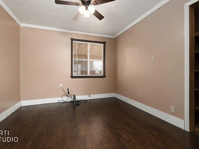 233 W Mesquite Blvd #HOUSE — Photo 9