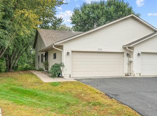 20304 Hunter Ct, Lakeville, MN 55044