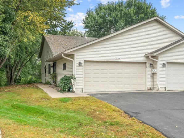 20304 Hunter Ct, Lakeville, MN 55044