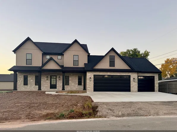 409 Jerelyn Ct, Combined Locks, WI 54113
