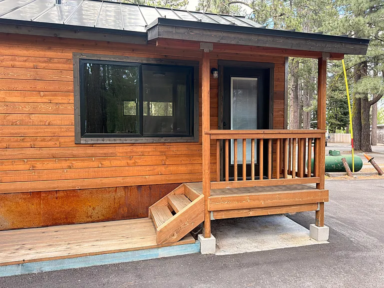 15758 Donner Pass Rd — Photo 24