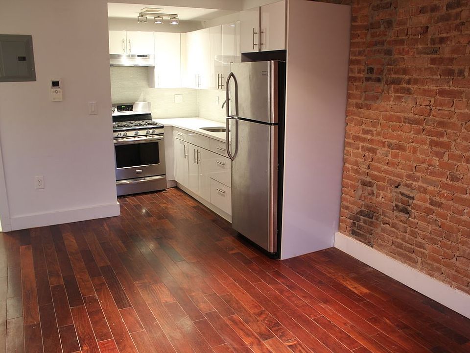 2nd image of 594 Saint Marks Ave #3RR