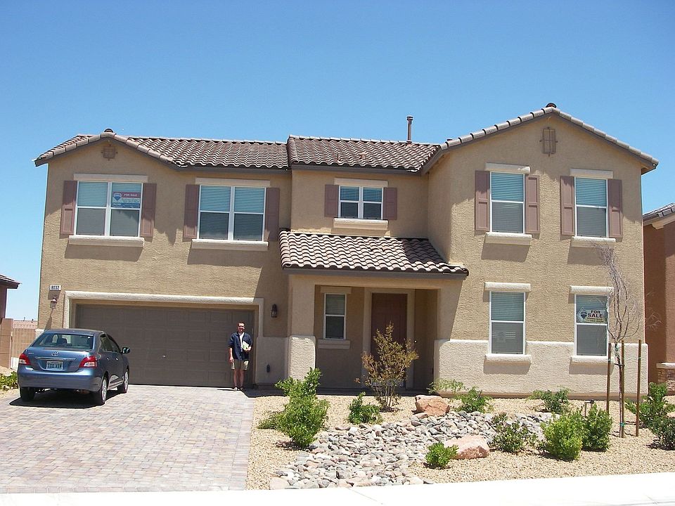 1st image of 8032 Pink Desert St
