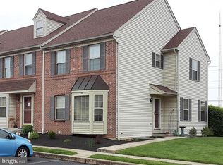 24 Acorn Blvd, Lancaster, PA 17602