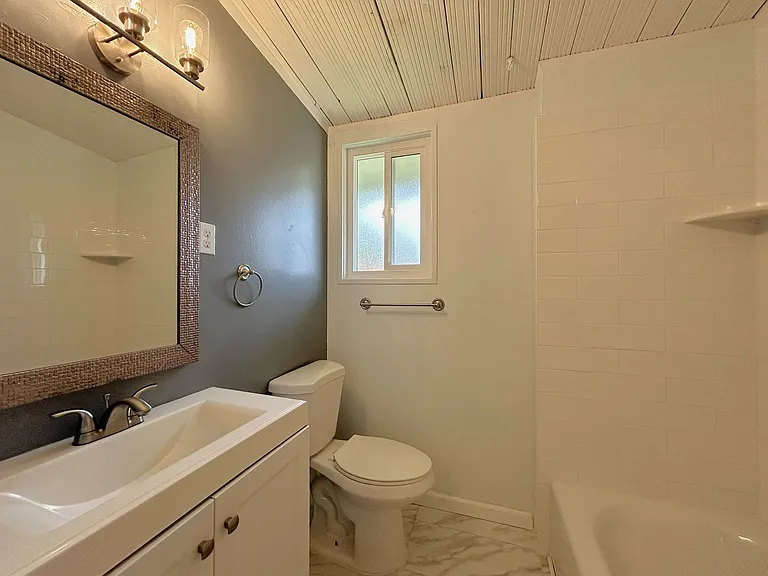 948 Barbra Ln — Photo 19