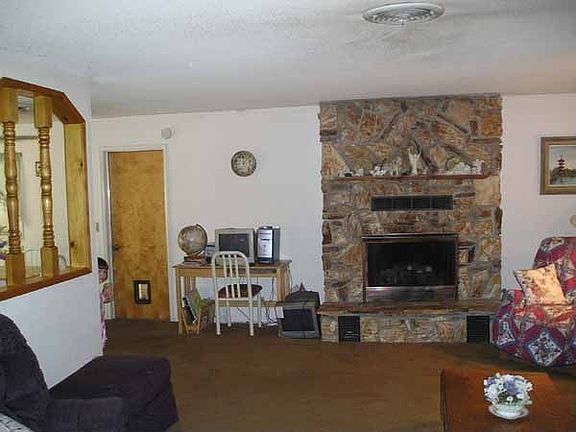 Large fireplace in livingroom