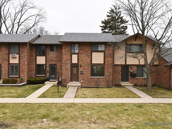 2nd image of 18W064 Standish Ln