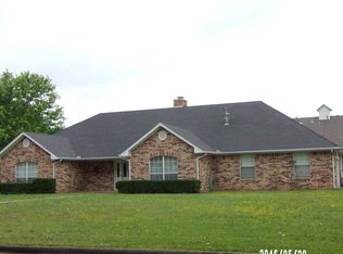 1933 Parkway Cir, Durant, OK 74701