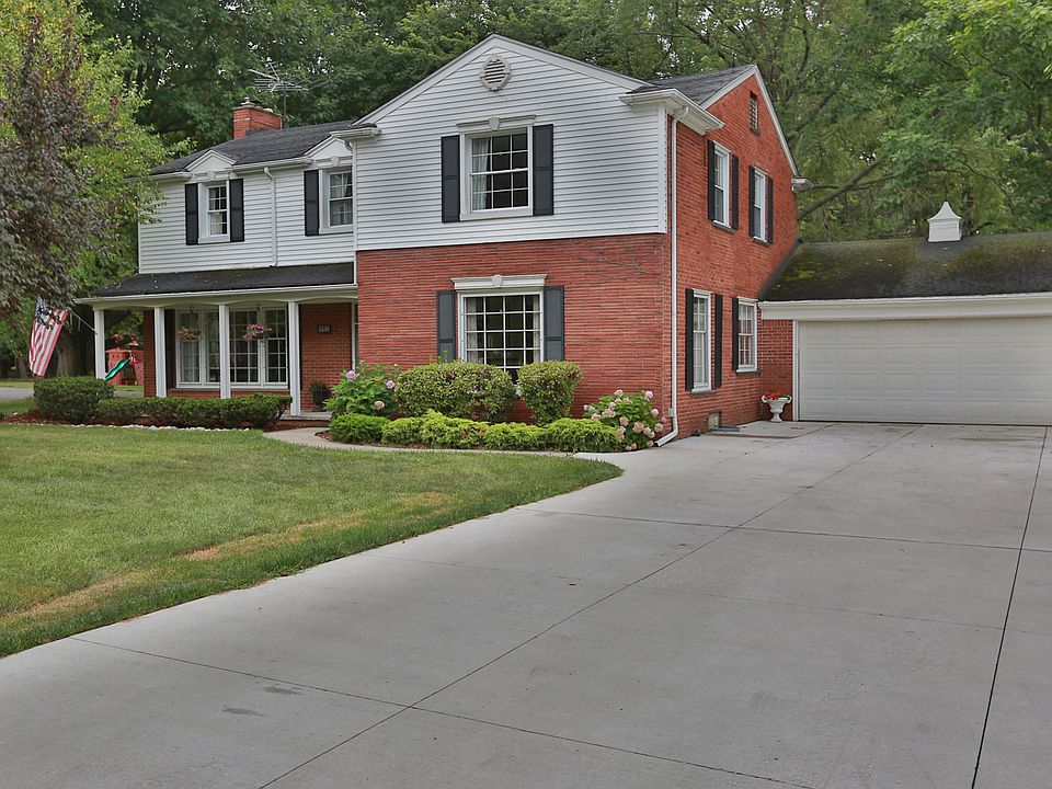 1st image of 9973 Island Dr