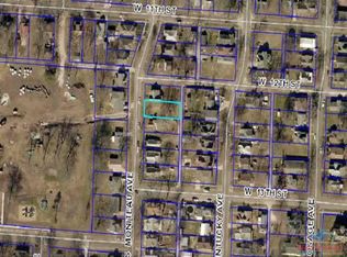 1207 S Moniteau Ave, Sedalia, MO 65301