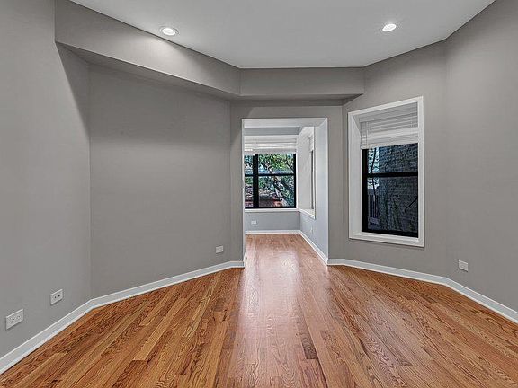 2nd image of 1348 W Bryn Mawr Ave #1