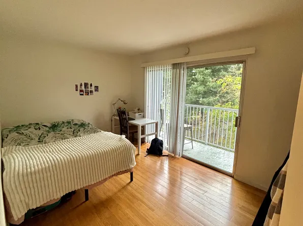 2414 Parker St, Berkeley, CA 94704