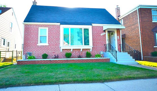 1st image of 11042 S Avenue M