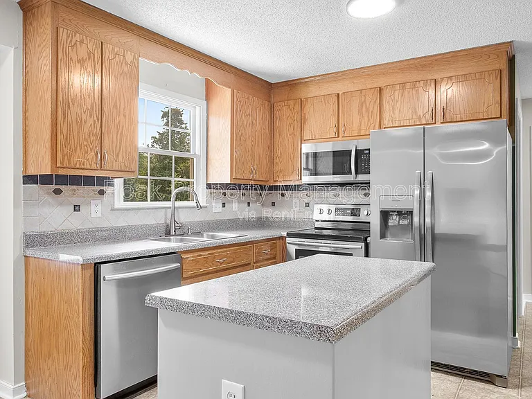 5824 Silver Fox Ln — Photo 13