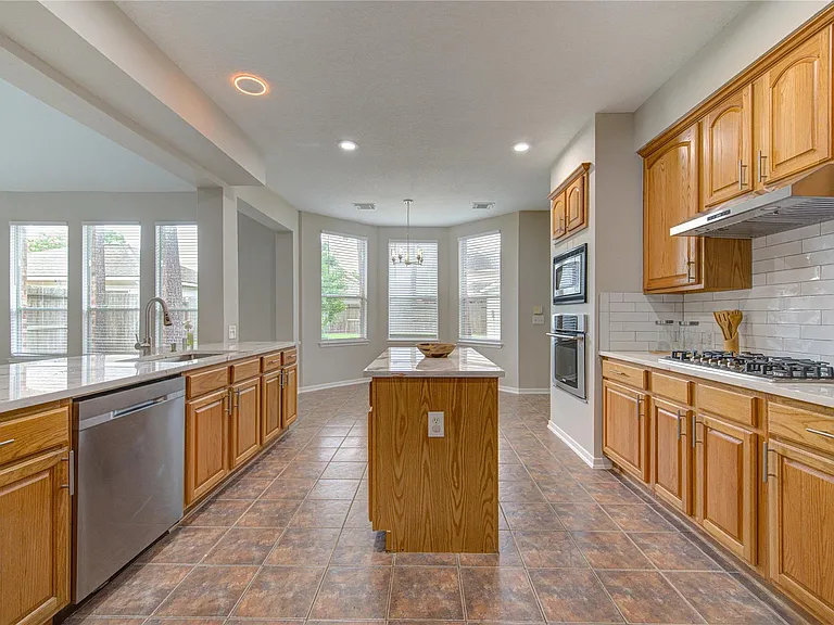 11706 Canyon Breeze Dr — Photo 16