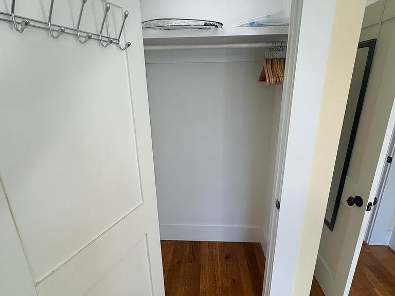 819 Meadowsweet Ln — Photo 25