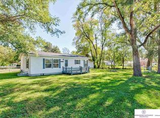 5409 N 9th St, Omaha, NE 68110