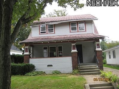 2nd image of 971 Valdes Ave