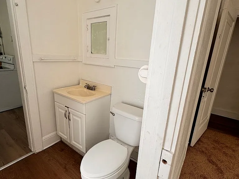 214 Fremont Ave — Photo 9
