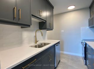 1105 Jalna Blvd #804, London, ON N6E2S9