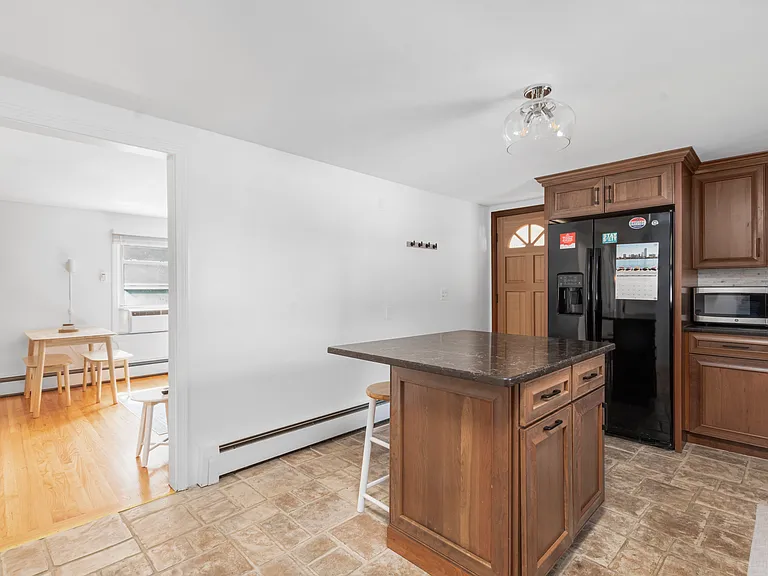 1191 Hope St — Photo 19