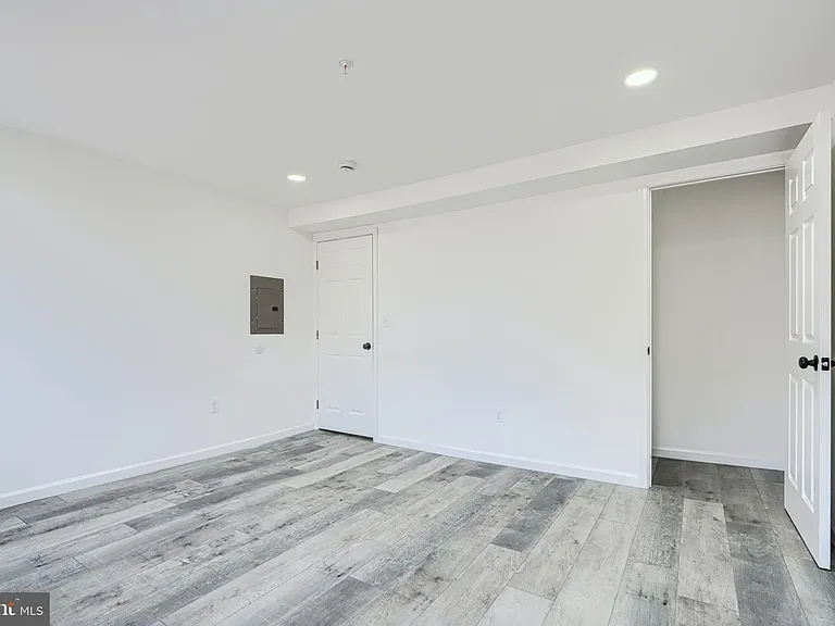 7 Carrollton Ave — Photo 17