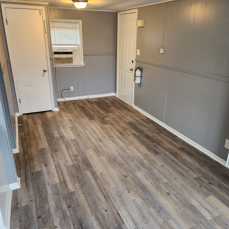 Building Photo - 1402 Willis Ave #5